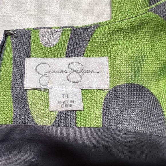 JESSICA SIMPSON (NWT) FULLY LINED DRESS SIZE 14 - Picture 10 of 12